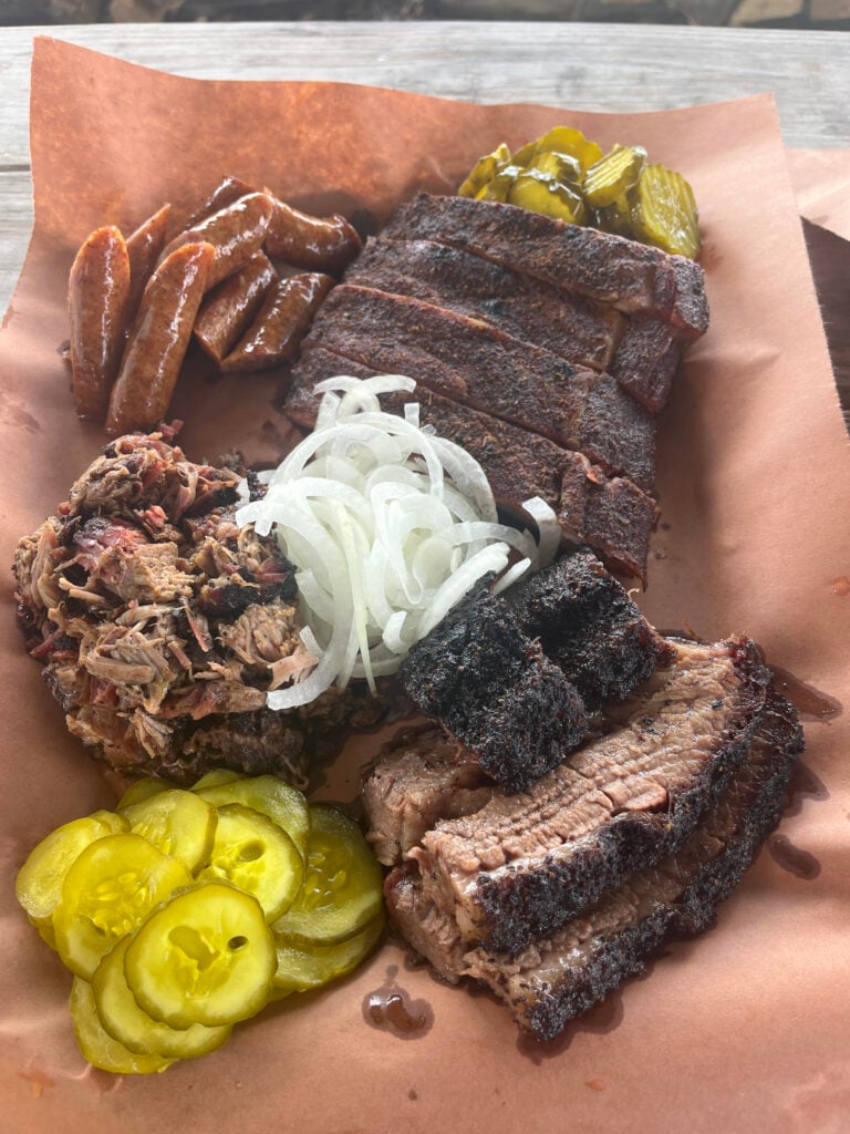 Beau's BBQ Smokehouse - Platter
